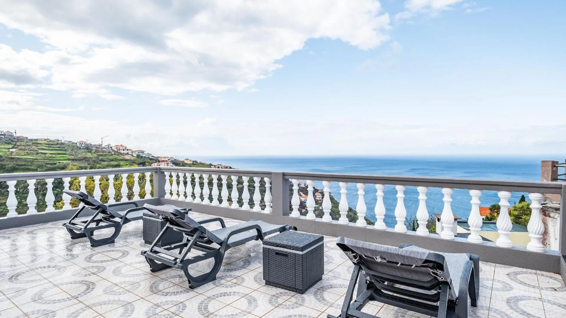 Golden Coast By Madeira Sun Travel Διαμέρισμα Calheta
